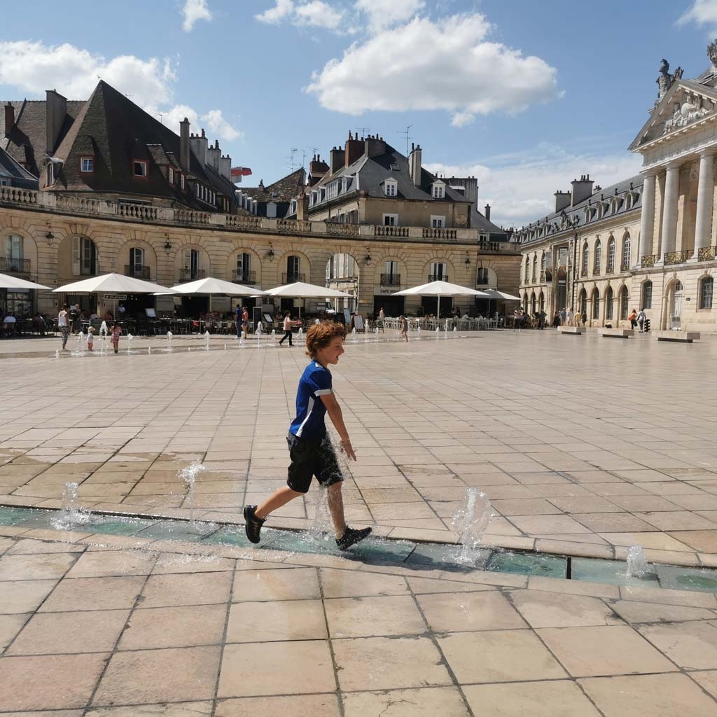 Le canal de Bourgogne à vélo en famille - Dijon