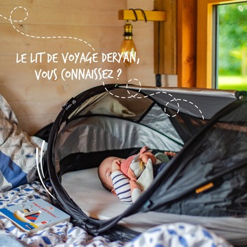 Ce lit de voyage, c'est THE produit que vous dévalisez à chaque fois qu'il est de retour en stock, c'est THE produit que tous les parents qui l'ont recommandent aux autres parents baroudeurs, bref, c'est THE produit à avoir !

En même temps, il est vraiment super pratique :
👉 une fois plié, il tient dans un tote-bag,
👉il se plie et se range en quelques secondes,
👉il permet de créer un espace fermé pour aider bébé à s'endormir (et éviter qu'il vous grimpe dessus au milieu de la nuit s'il dort à côté de vous)
👉 son filet fait office de m
oustiquaire et il est aussi anti-uv...
Bref, il a tout bon 🤩

Quand vous allez passer la journée ou la soirée chez des copains, quand vous allez à l'hôtel et qu'il y a un supplément lit parapluie, quand vous emmenez bébé dormir en tente ou en van... il sert tout le temps !

Qui connaissait déjà le lit de voyage Deryan ? 😉

#barouderenfamille #outdoorkids #outdoorfamily